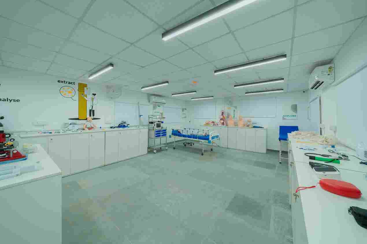 Emversity School of Hospitality & Allied Health Sciences, Mumbai Bombay Office Space photo 36